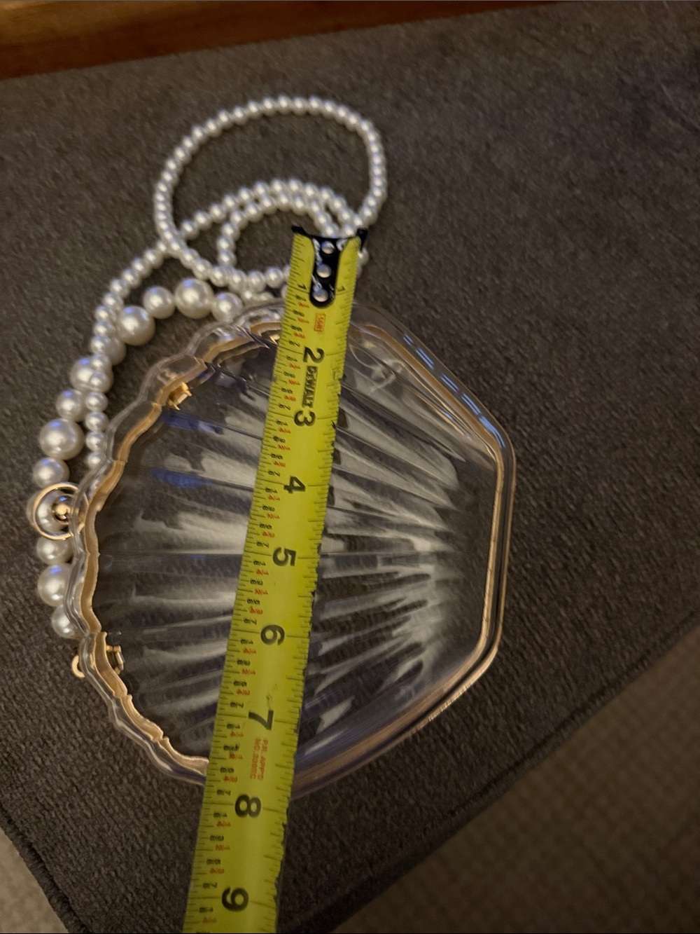 Clear Shell Pearl Handle Crossbody Bag - Picture 3 of 4